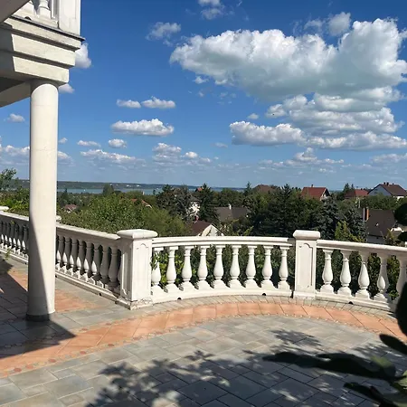 Pipacs Balatonalmádi